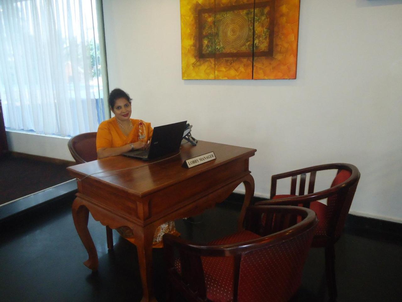 Global Towers Hotel & Apartments Colombo Eksteriør billede
